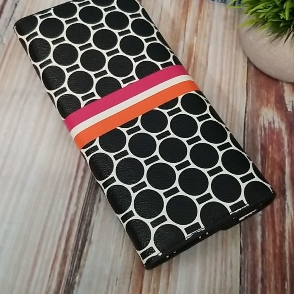 C. Wonder Geometric Print Wallet - image 4